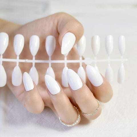 Shiny Nude Fashion Stiletto False Nails Sharp Curve Simply Fake Nails for daily wear On the Nail Tree 24pcs